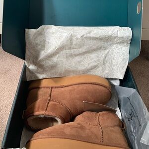 Emu Chestnut Micro Platform Boots